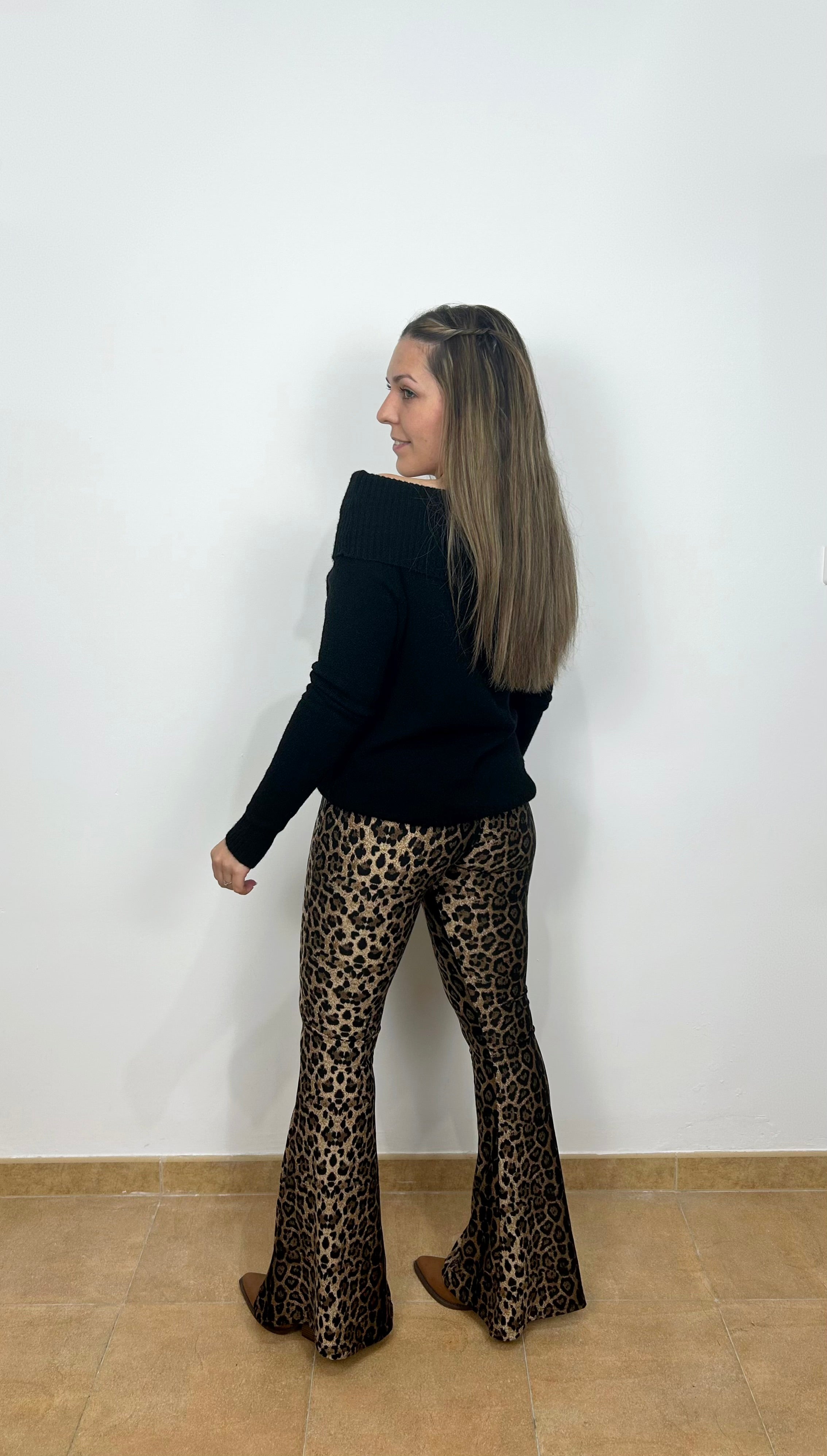 Pantalón felpa flare estampado