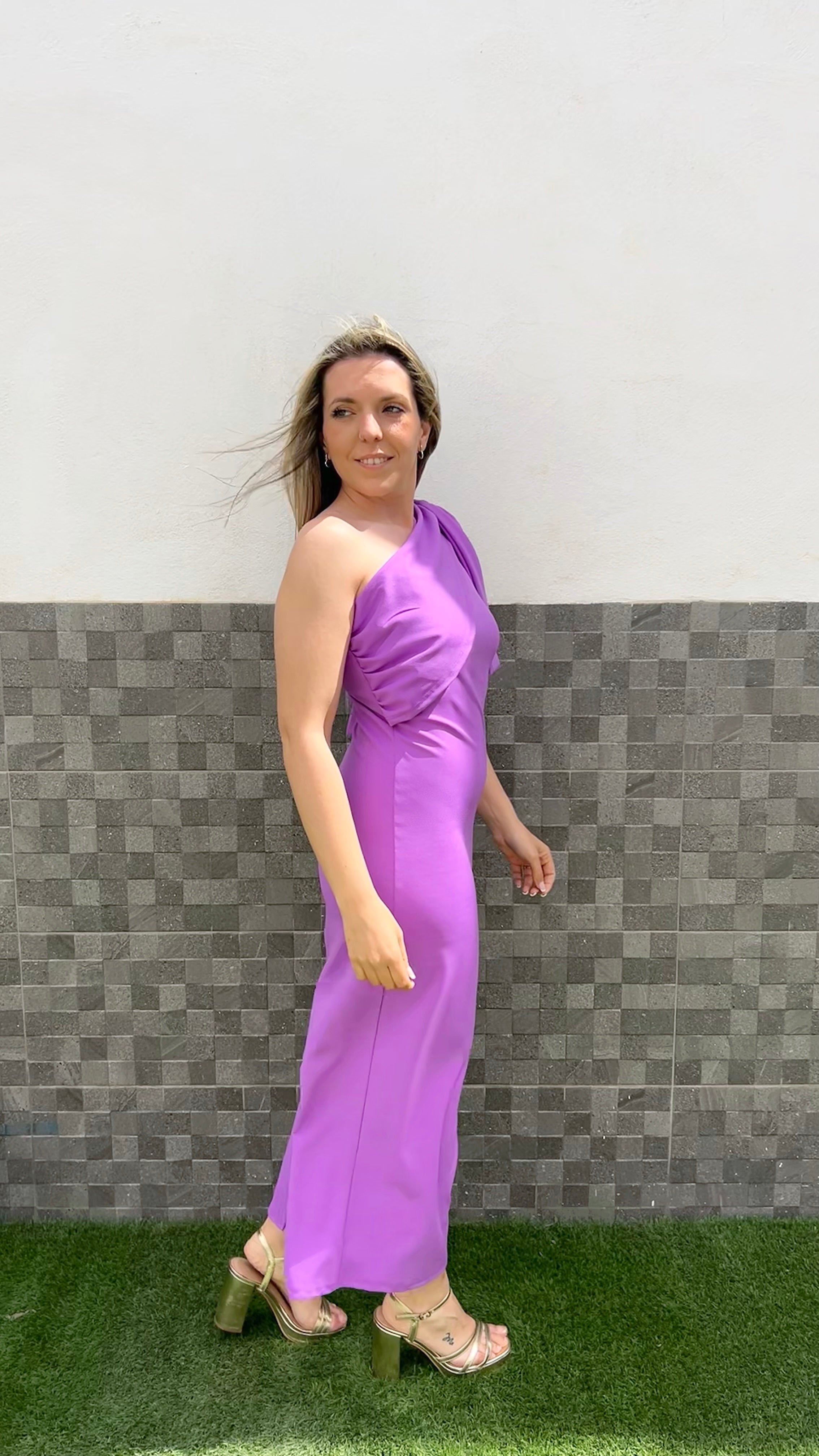 Vestido asimétrico lazo malva