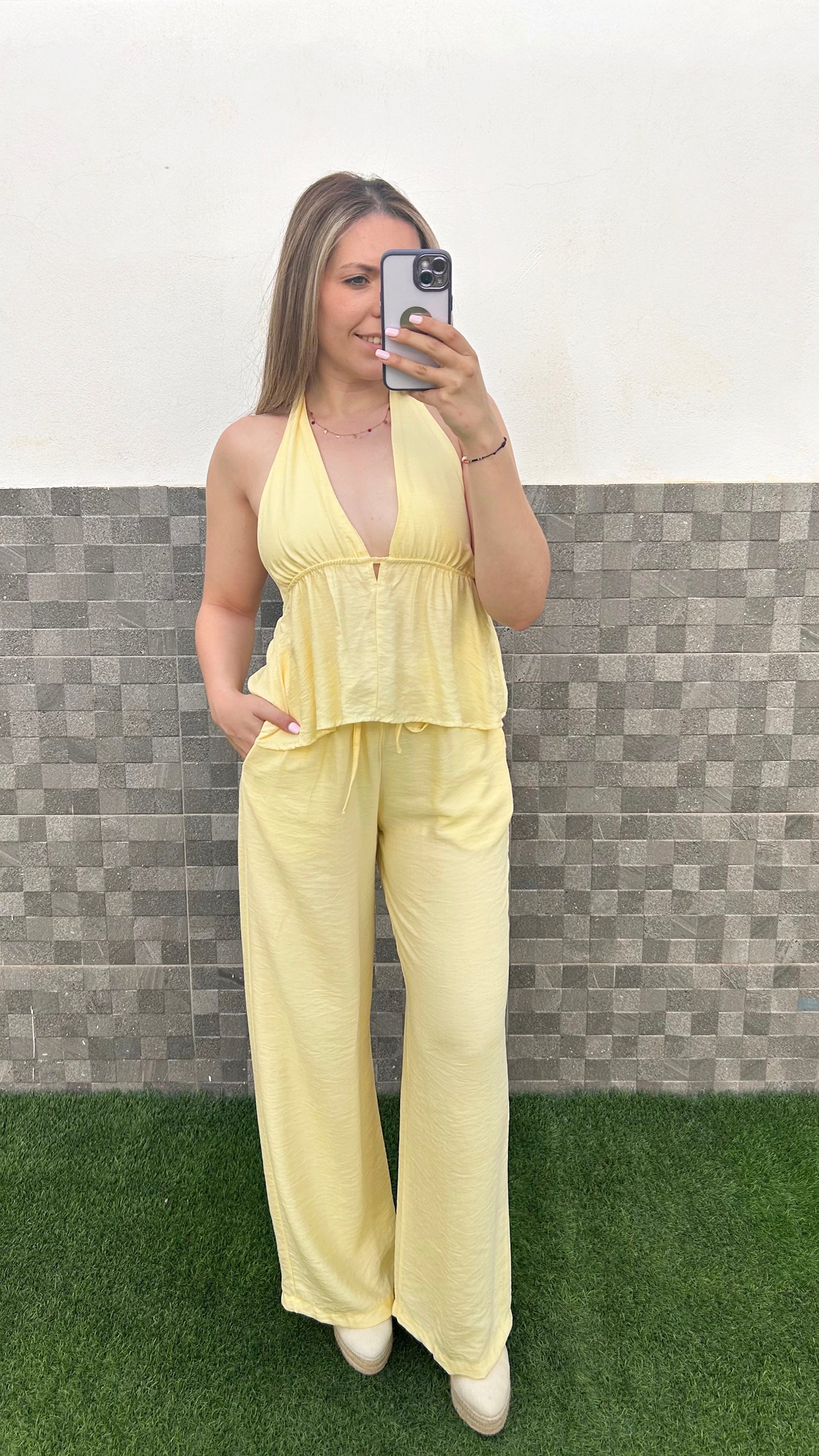 Conjunto top lazada amarillo