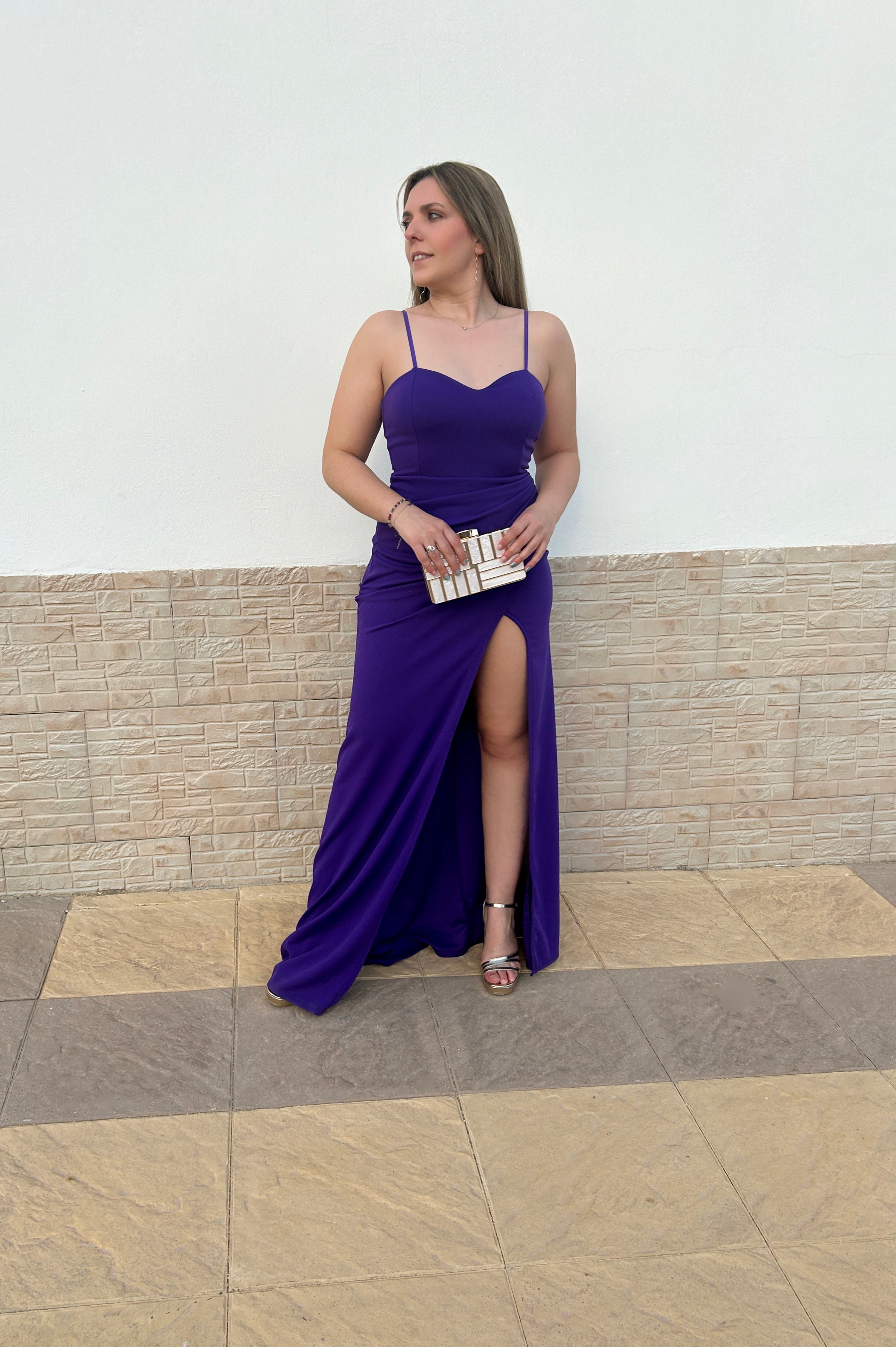 Vestido drapeado abertura morado