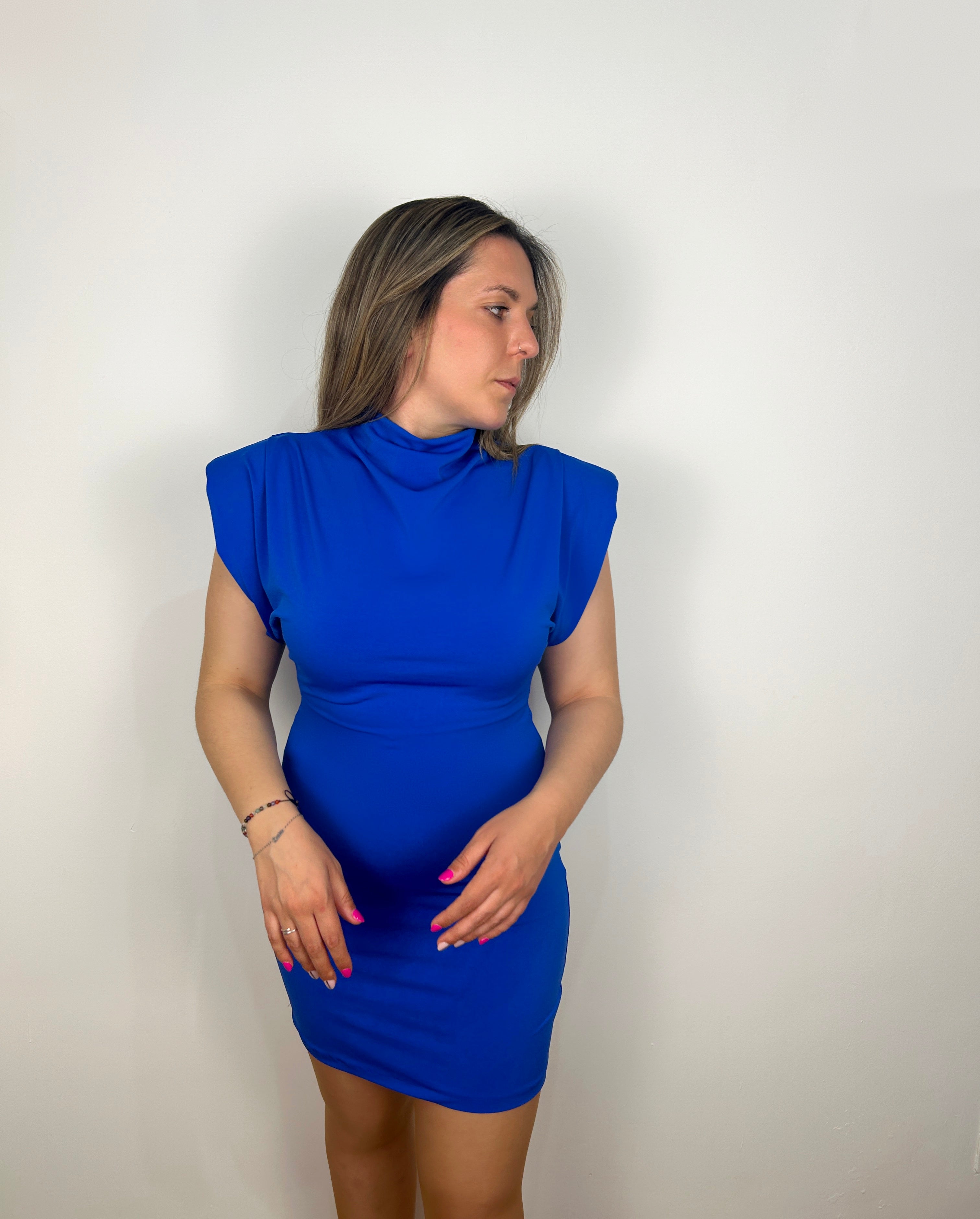 Vestido mini hombreras azul