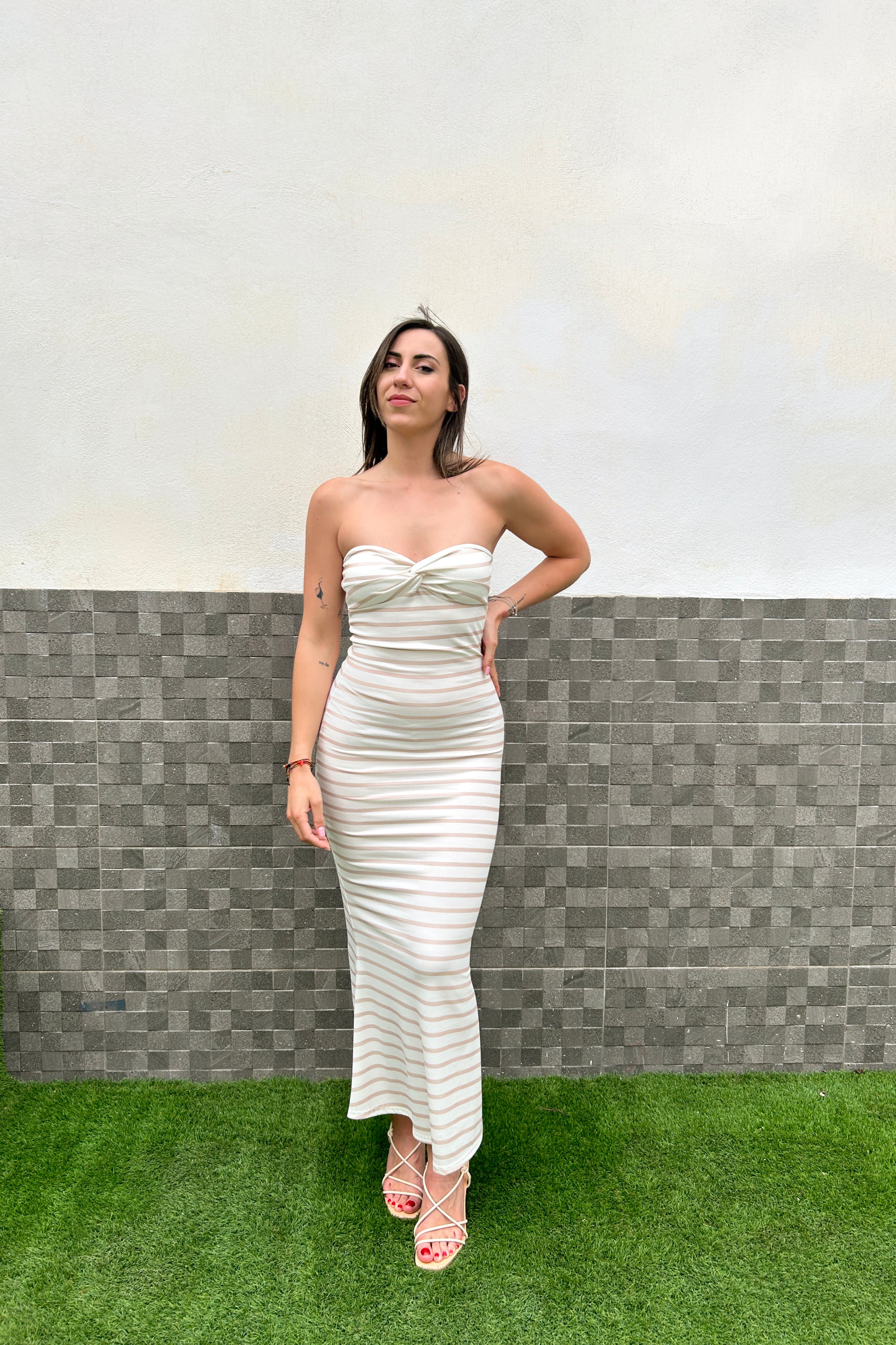 Vestido midi rayas palabra beige