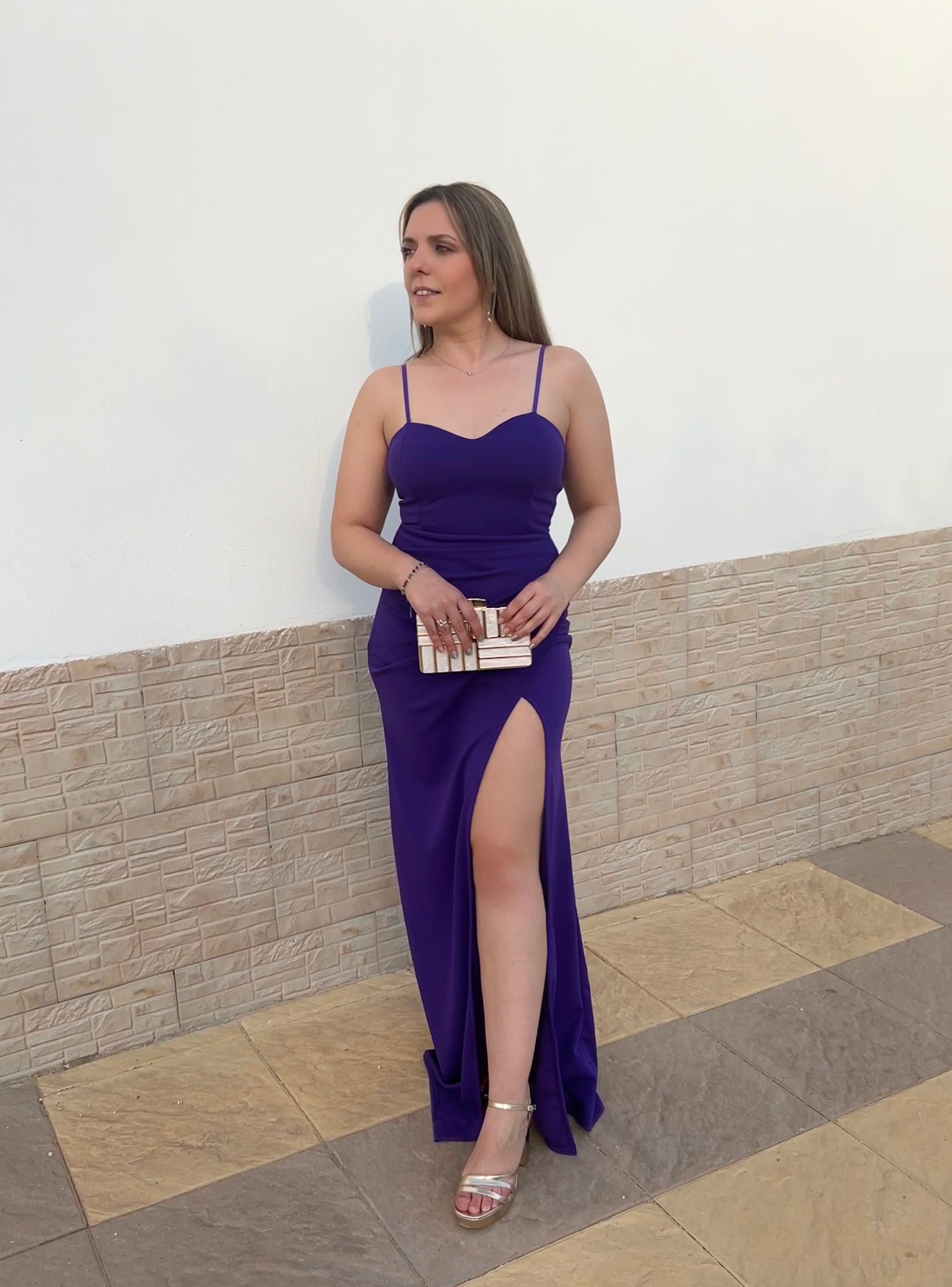 Vestido drapeado abertura morado