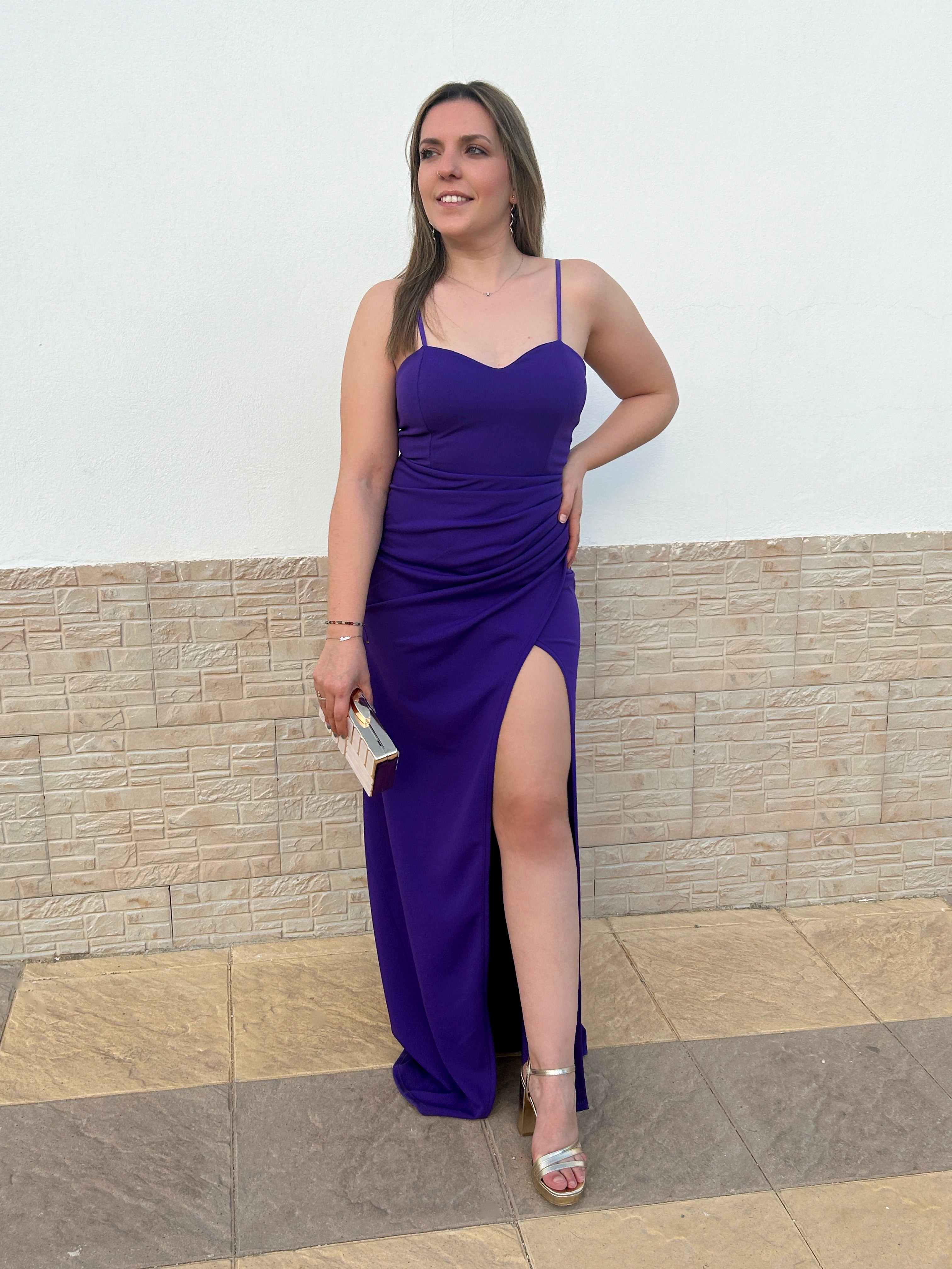 Vestido drapeado abertura morado