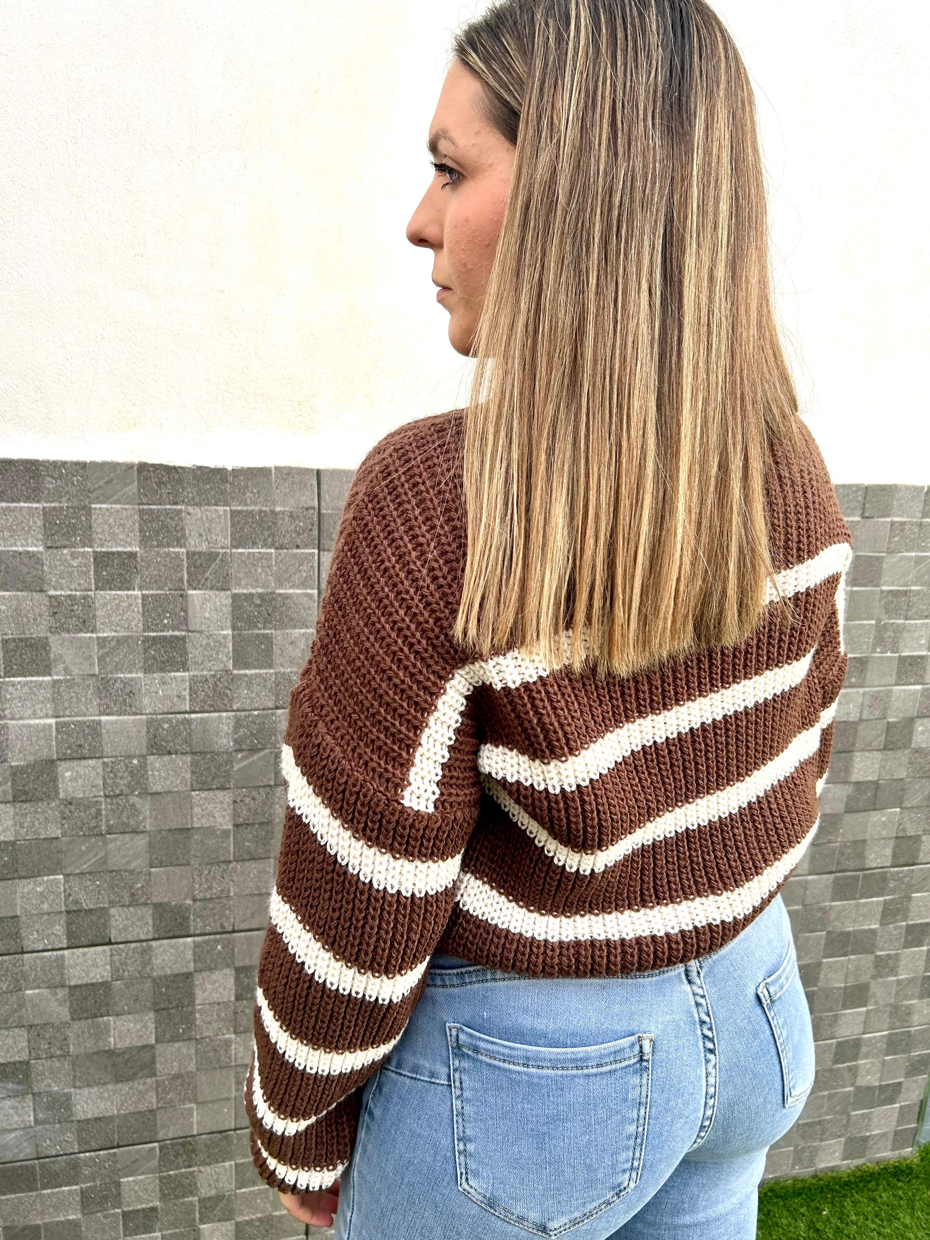 Chocolate/white striped cropped jersey