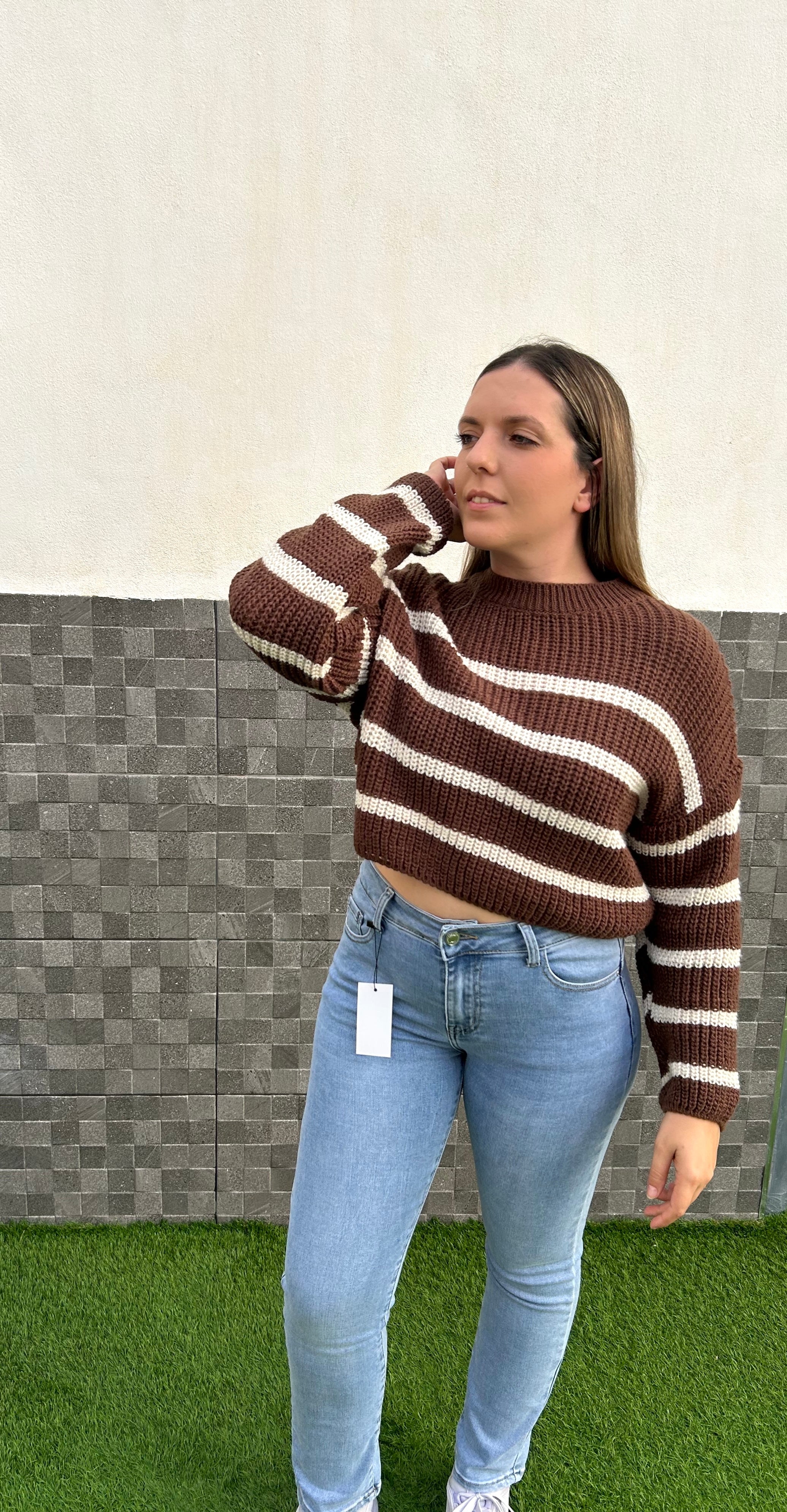 Chocolate/white striped cropped jersey