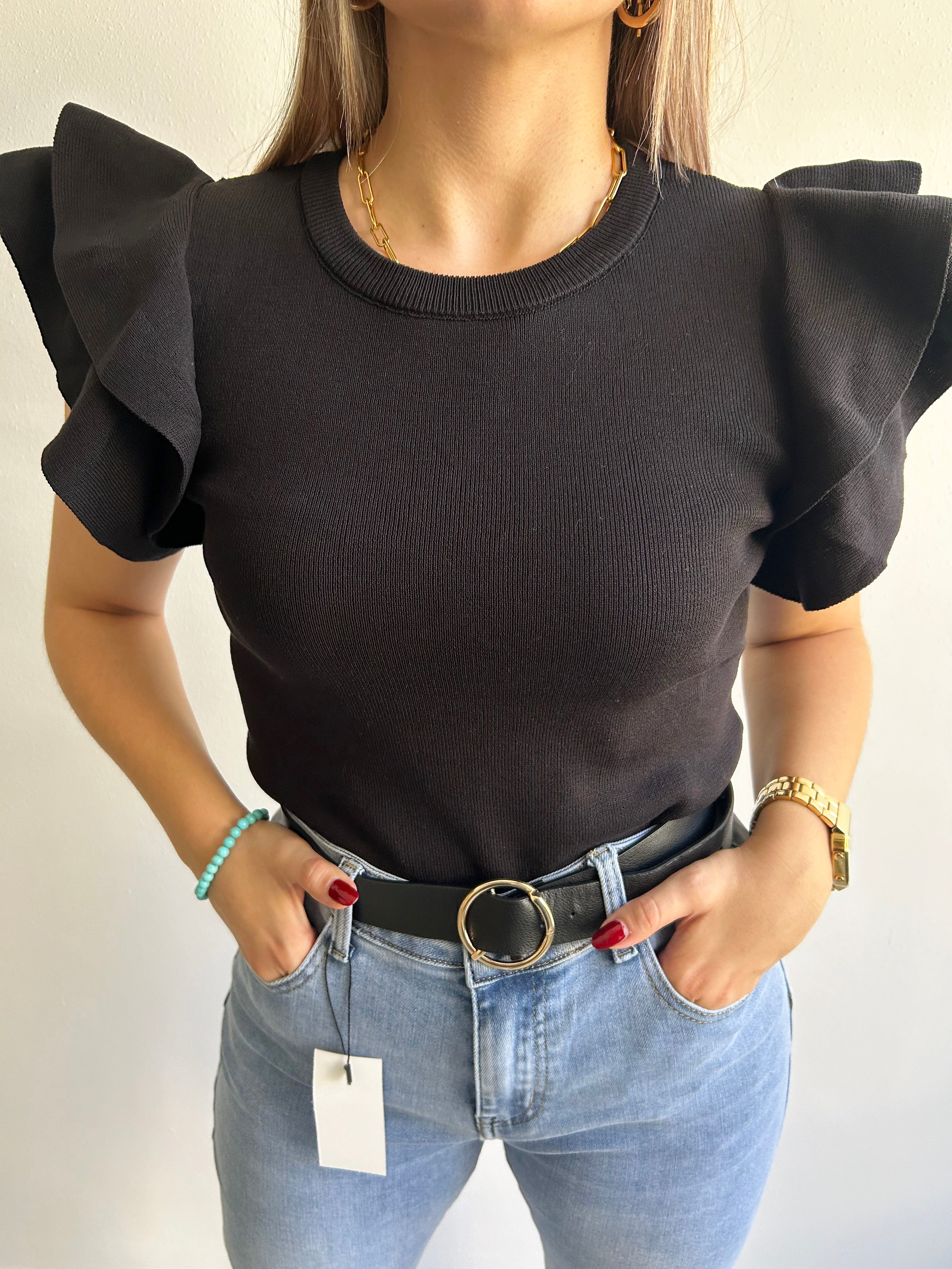 Black ruffle knit t-shirt