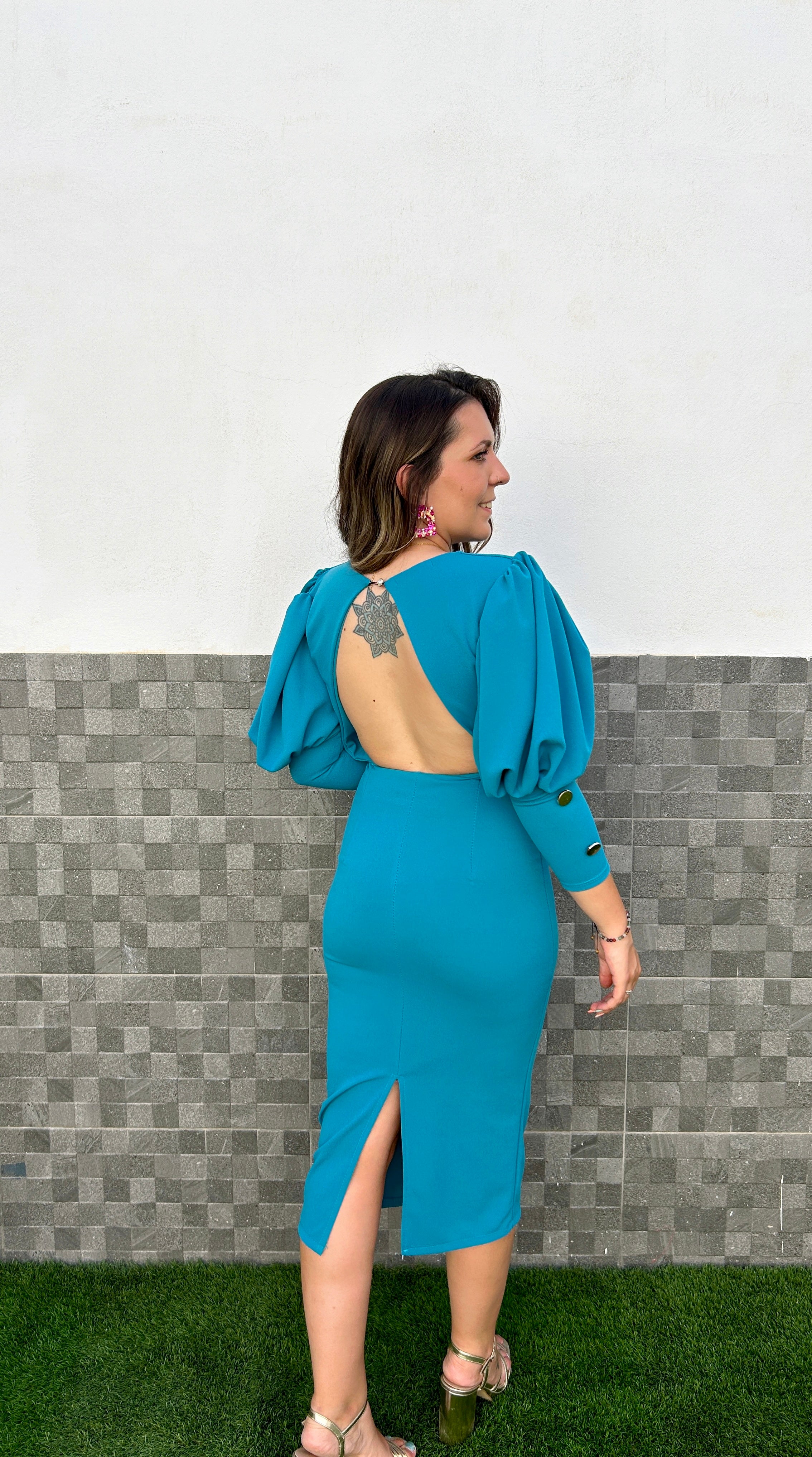 Blue button lantern sleeve midi dress