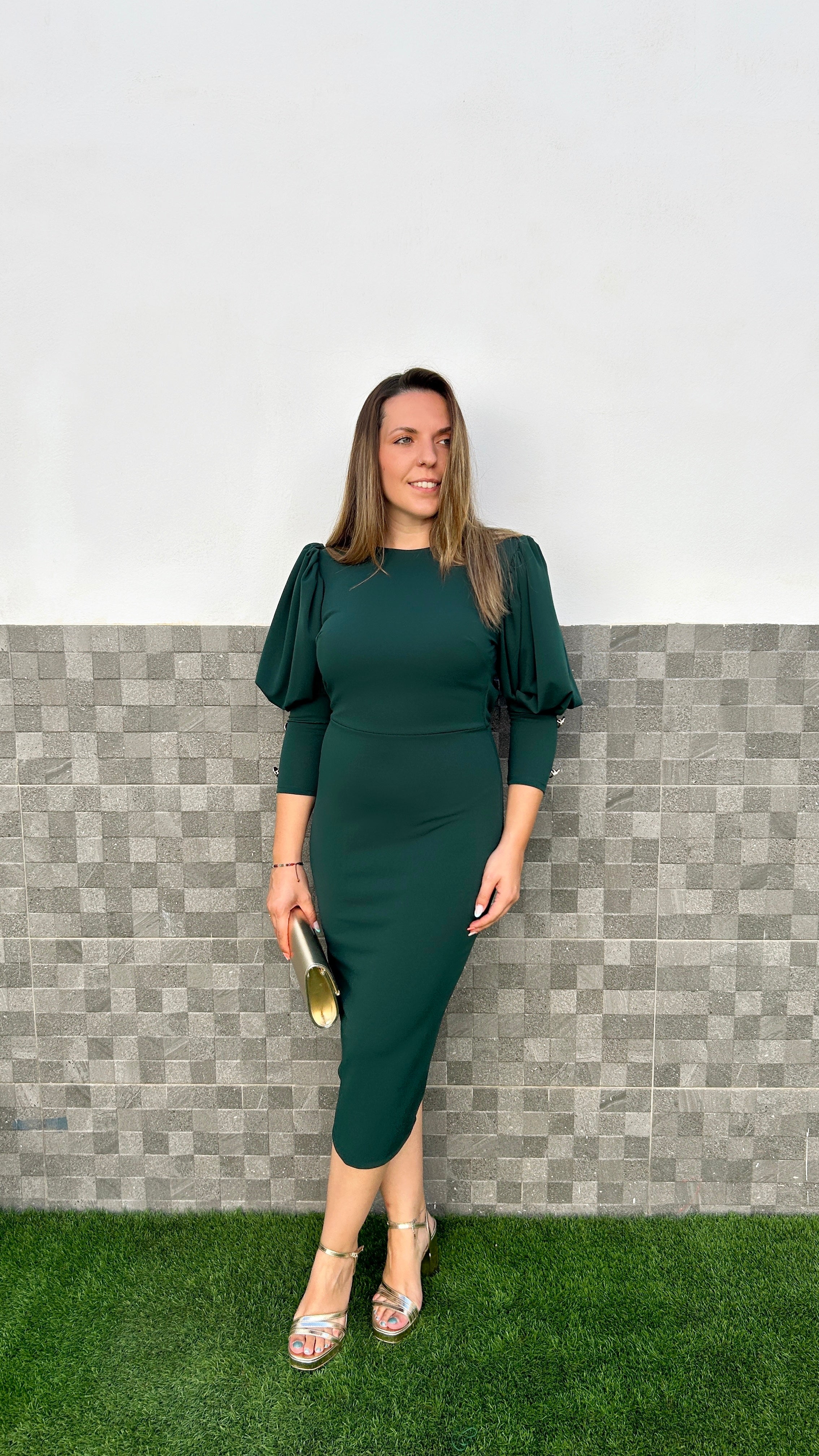 Midi dress with puff sleeves and bottle green buttons