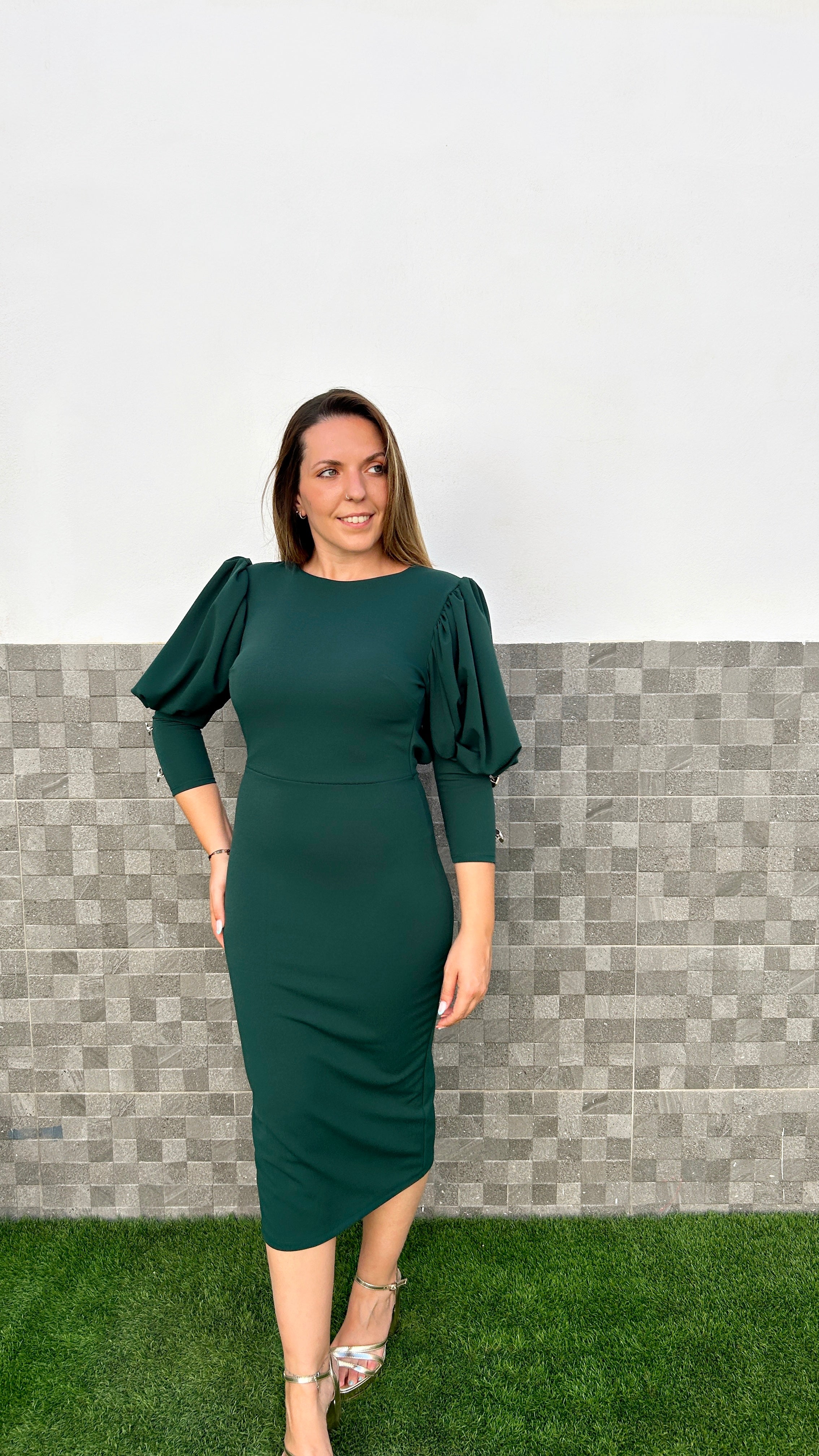 Midi dress with puff sleeves and bottle green buttons