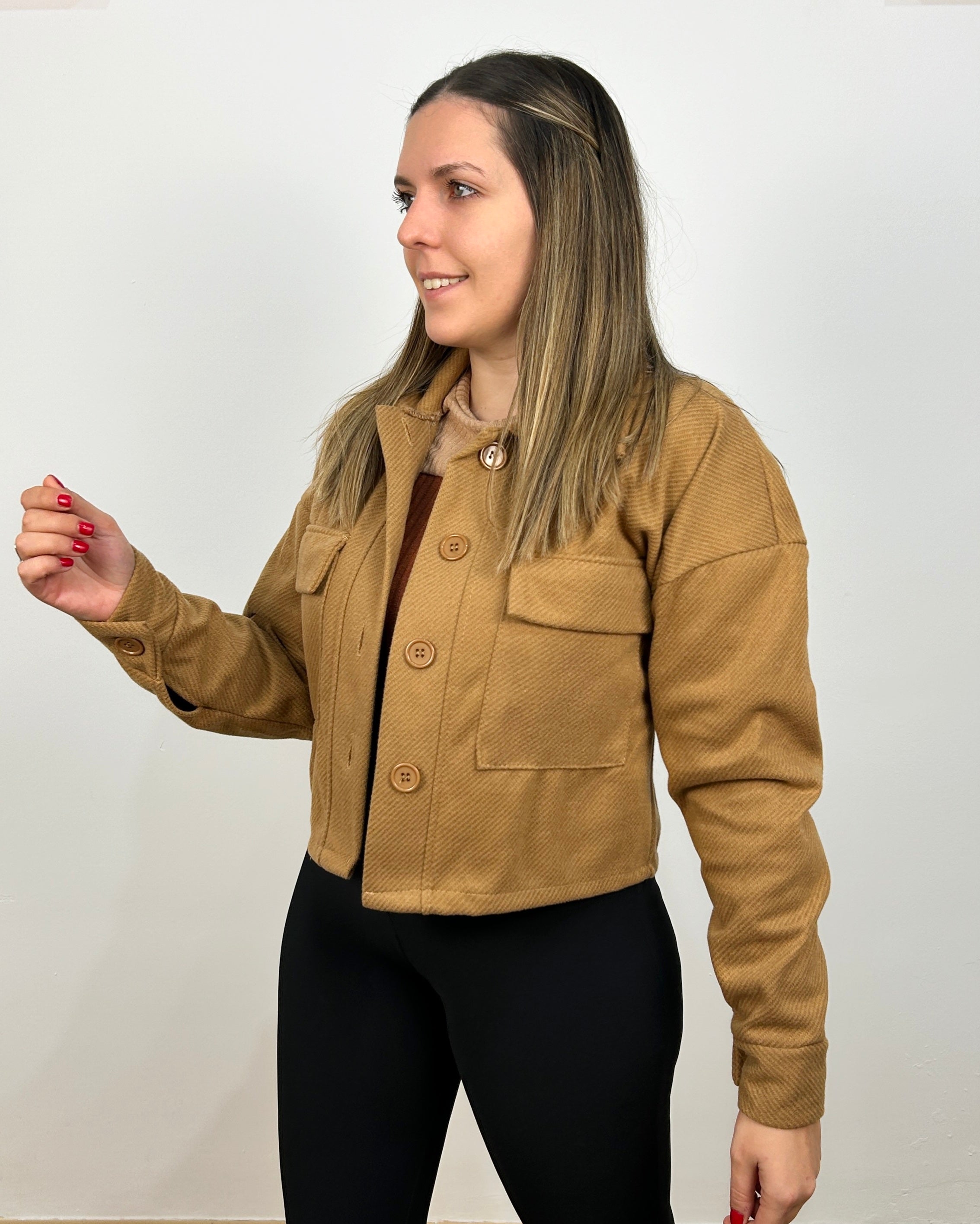 Chaqueta crop tejido paño camel