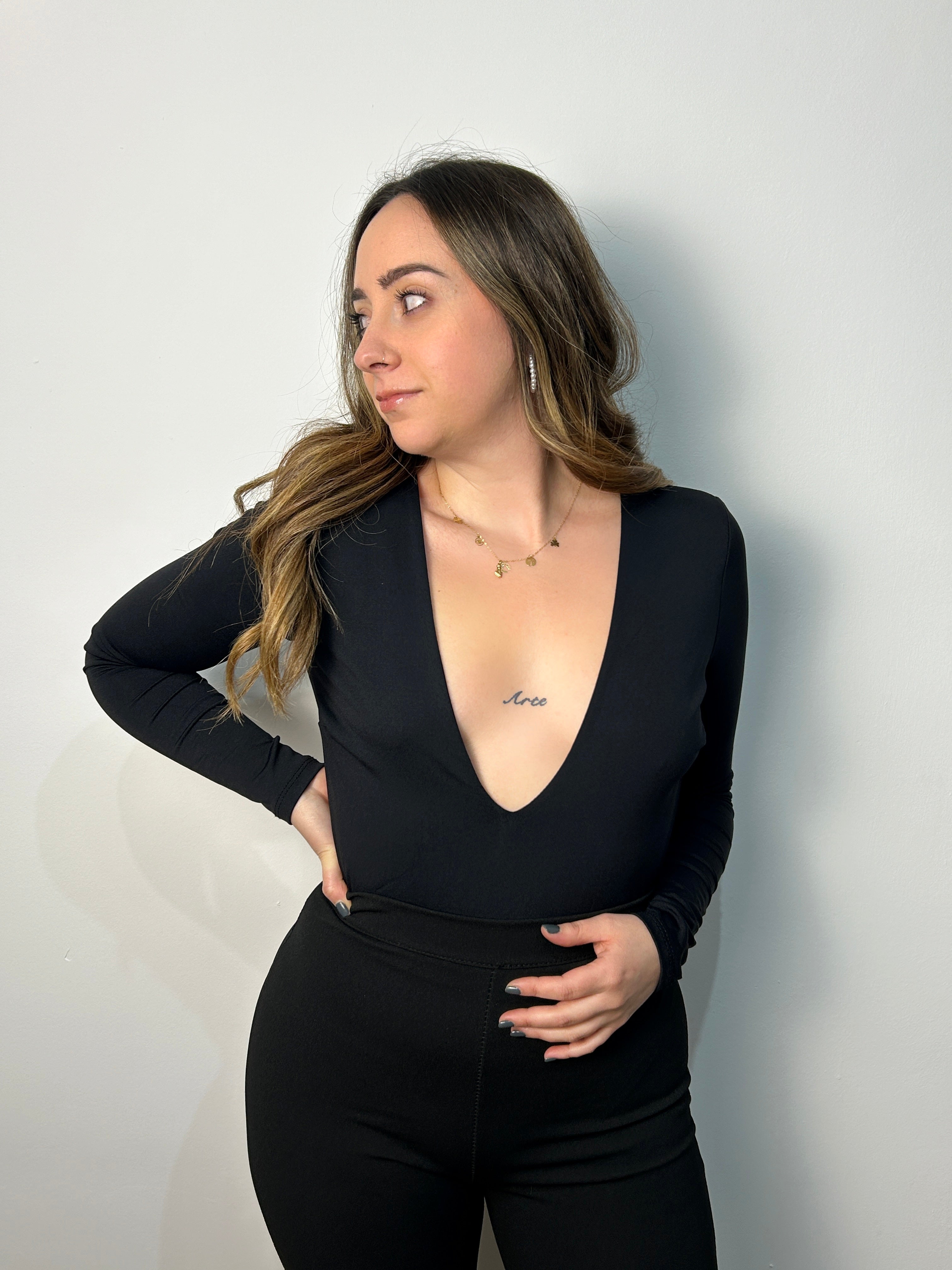 Black backless washer neckline bodysuit